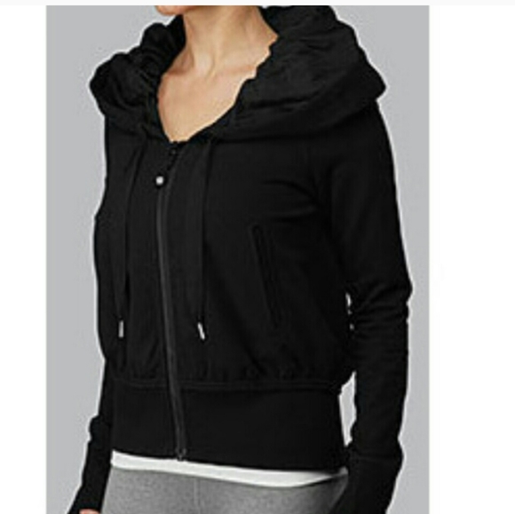 lululemon athletica Jackets & Blazers - Lululemon Exhale Running Jacket